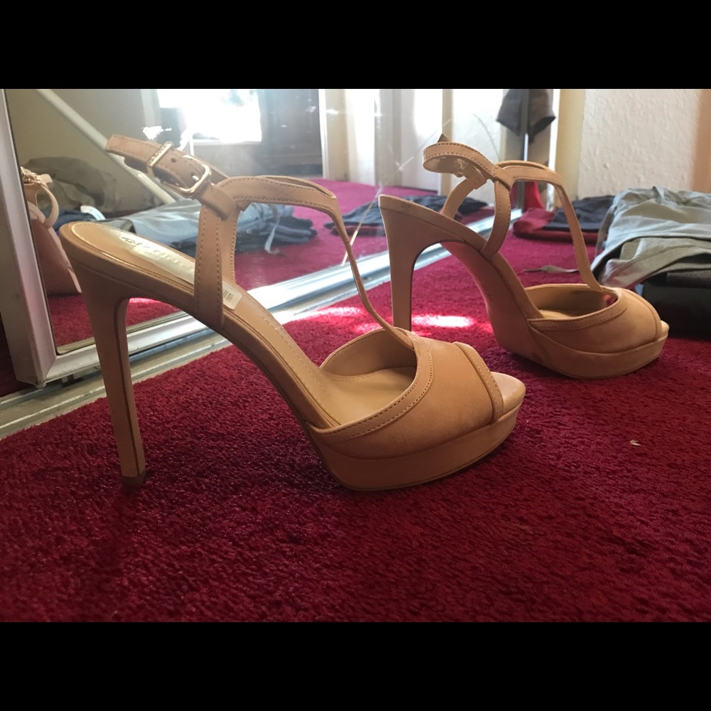 Gianni Bini Platform Pumps
